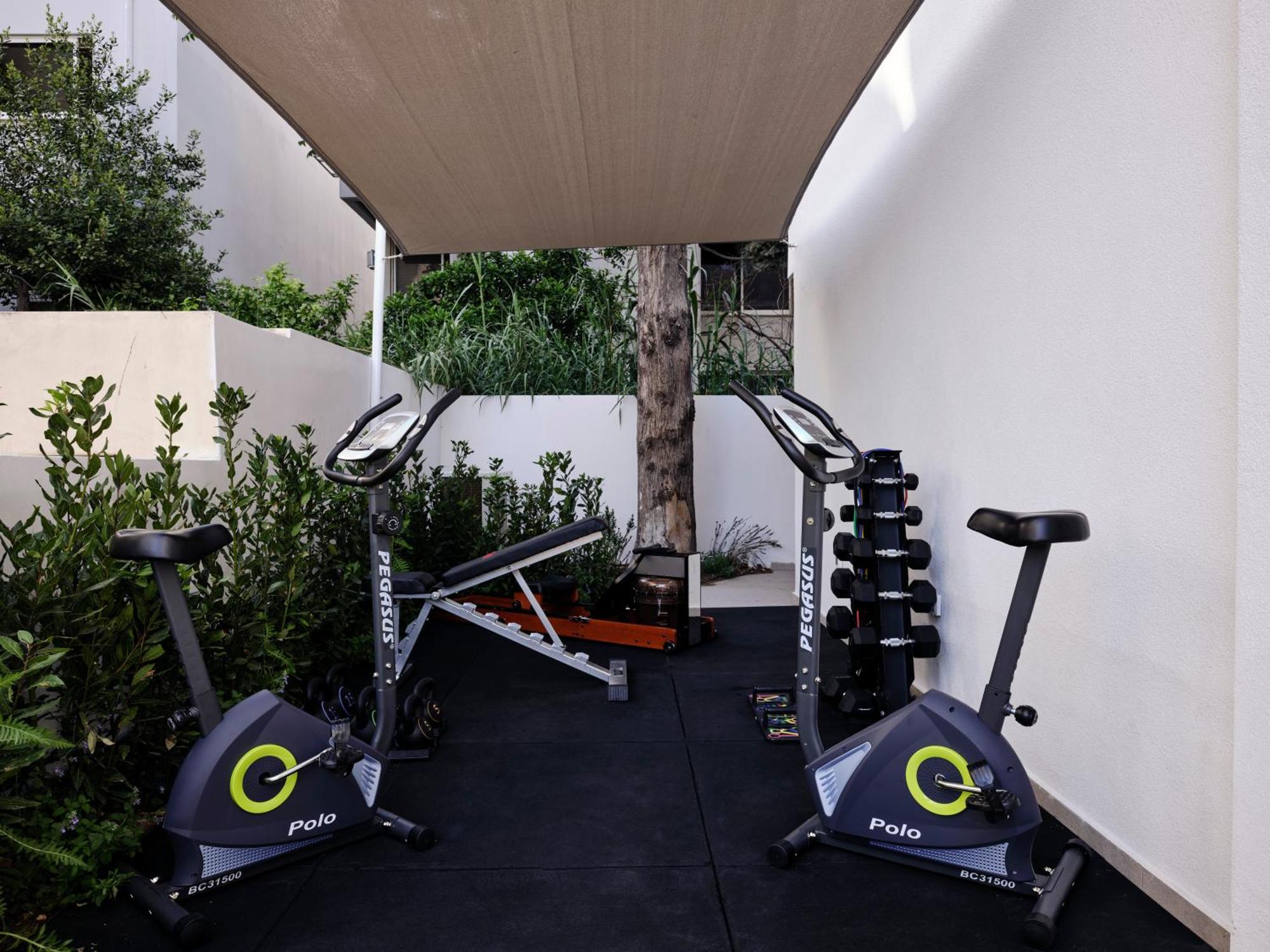Bond Smart Living Suites Athén Kültér fotó